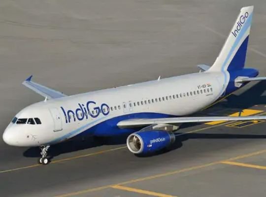 Misbehavior again: Drunken passengers create ruckus on Indigo's Dubai-Mumbai flight! Abused passengers and crew members, arrested by police at Mumbai airport