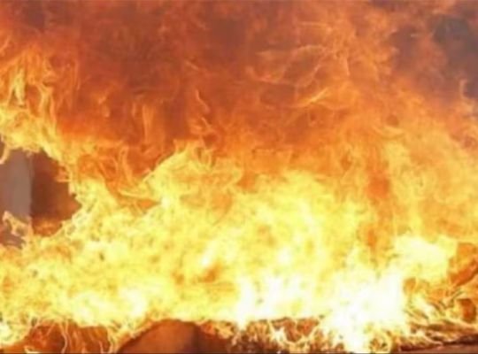 Painful: Leakage in gas cylinder! A massive fire broke out in the house, three children of the same family burnt to death