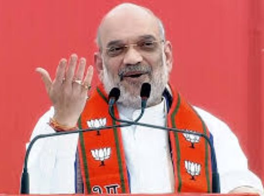 Amit Shah's problems will increase! Minor children were used in the election rally, election commission guidelines were violated, case registered