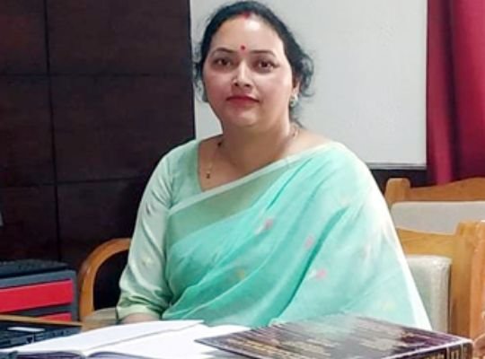 Achievement: Assistant Professor Poonam Arya got PhD degree in Music! Lots of congratulations, expressed gratitude to research director Dr. Joshi