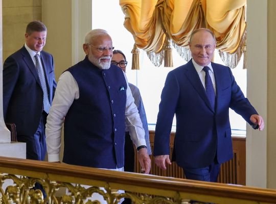 Historical: Russia gave highest honor to Prime Minister Modi! President Putin congratulated, this award is 326 years old