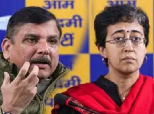 Big news: Problems of Delhi CM Atishi and MP Sanjay Singh may increase! Know why the court issued notice