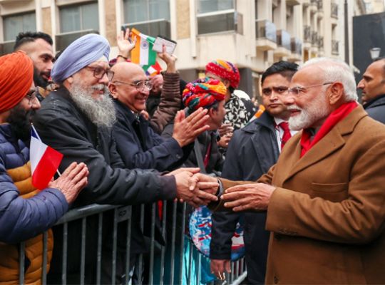 Big news: Prime Minister Modi reached France! Grand welcome at airport, will participate in AI summit