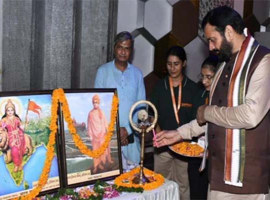 New era of digital education in Haryana! CM Saini launched Smart TV project