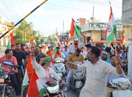 Uttarakhand: A grand Tiranga Yatra took place in Rudrapur! The city reverberated with slogans of Bharat Mata Ki Jai