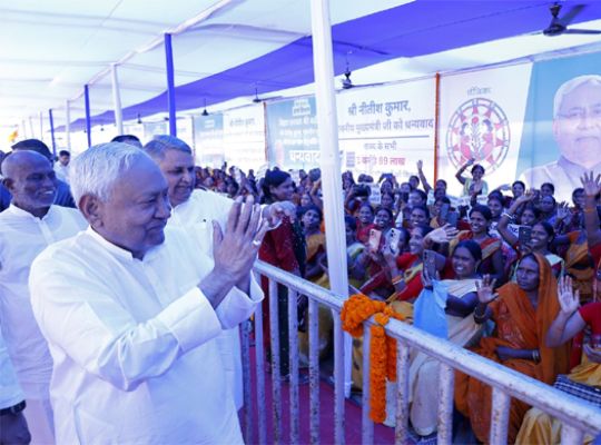 Bihar: Chief Minister Nitish Kumar inaugurated and laid the foundation stone of 432 schemes in Ara