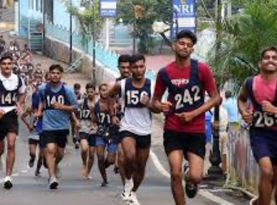 A major initiative by the Uttarakhand government! A SOP has been prepared for free training for youth pursuing careers in the military, with programs running in every district.