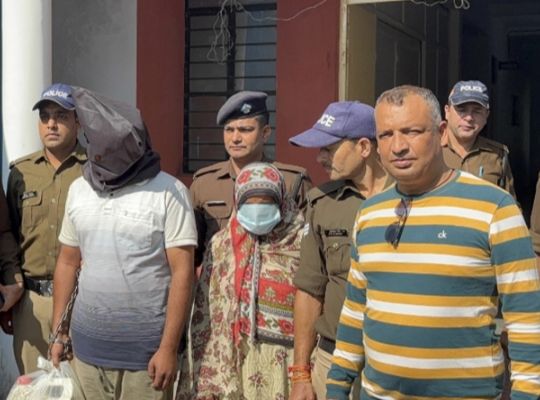 The horrifying face of love in Uttarakhand! A truck driver, along with a female companion, strangled his girlfriend Seema Khatoon to death and then attempted to destroy her body by burning it.