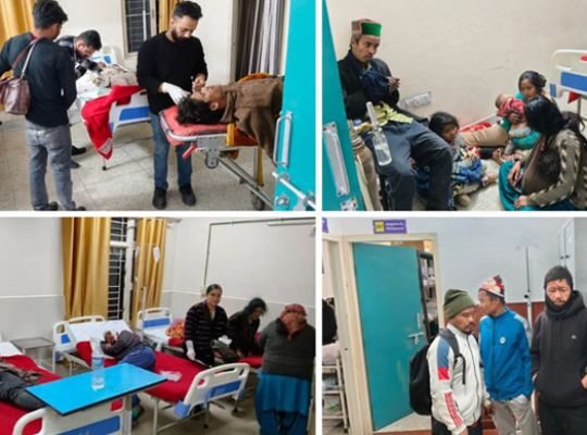 Major accident in Himachal: Vehicle falls into ditch near Narkanda, Shimla! Shouting erupts in the middle of the night, injuring 32 people.