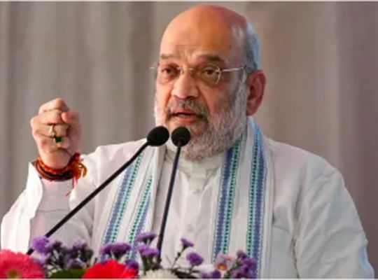 Bihar: Home Minister Amit Shah roared in Muzaffarpur, calling Lalu's rule jungle raj.