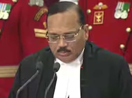  Big Breaking: From a village in Hisar to the top of the Supreme Court! Justice Surya Kant takes oath as CJI