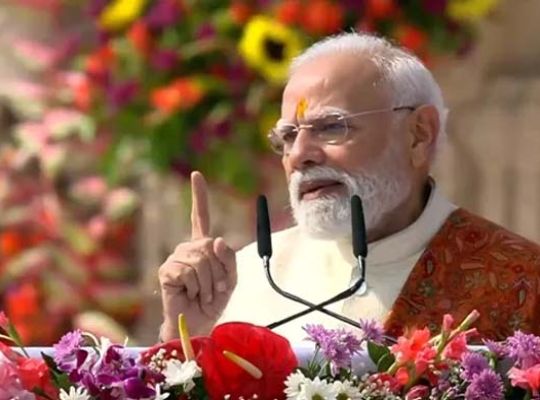 Faith: The eternal sound of faith resonated in the court of Ram Lalla! Chants of Jai Shri Ram created a wonderful spiritual atmosphere, leaving people immersed in divinity.