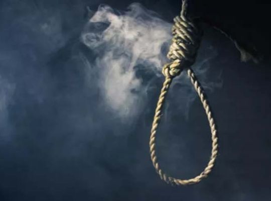 Uttarakhand: A business couple committed suicide by hanging themselves in Lalkuan! The area is in mourning, and the police are investigating.