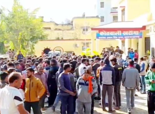 Uttarakhand: Youth's murder sparks uproar in Khatima! 24-year-old Tushar Sharma was stabbed to death due to an old rivalry, and an angry mob created a ruckus.