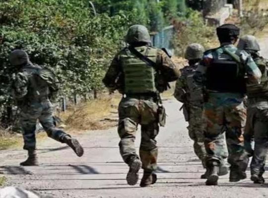 Jammu and Kashmir: Security forces kill Pakistani terrorist of Jaish-e-Mohammed in Kathua.