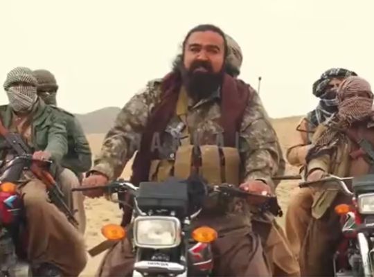 Big news: Baloch insurgents wreak havoc in Pakistan's Balochistan region! Attacks hit 12 cities simultaneously, seizes several police stations.