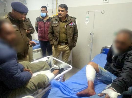  Uttarakhand: Rapid action taken after a daylight murder in the capital! Two criminals arrested during a shootout, pistols and a scooter recovered.