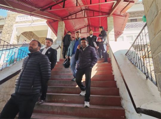 Uttarakhand: A bomb threat is claimed against the Nainital District Court! An afternoon bomb threat sparks panic, putting security agencies on high alert.