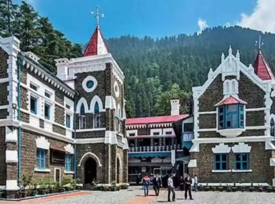  Uttarakhand: Pension crisis averted for employees regularized from work charge! High Court suspends controversial order of the Finance Department.