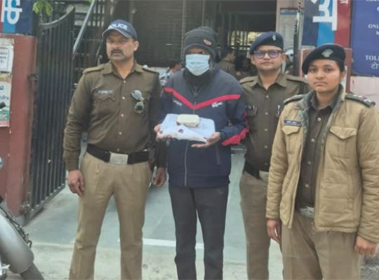 Uttarakhand: Major police action in Haldwani! Mobin Khan, previously convicted in a POCSO case, arrested with illegal weapons.