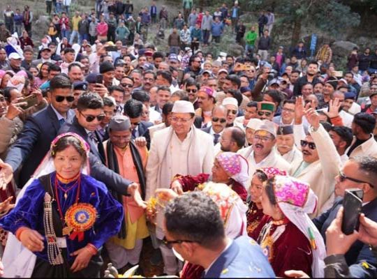 New momentum for tribal development: CM Dhami makes major announcements at Birahi-Bedubgad gathering, focus on education and employment