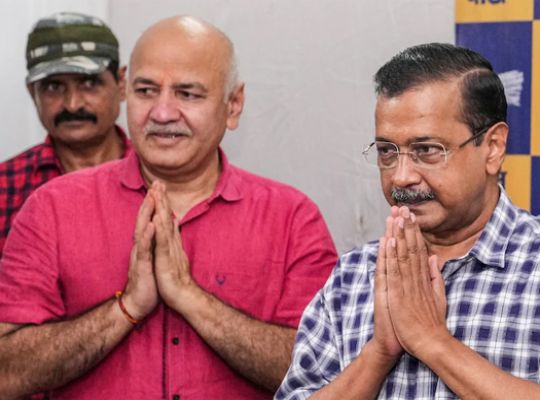 Delhi liquor scam: Arvind Kejriwal, Manish Sisodia and all 23 others acquitted! Former CM breaks down in front of camera