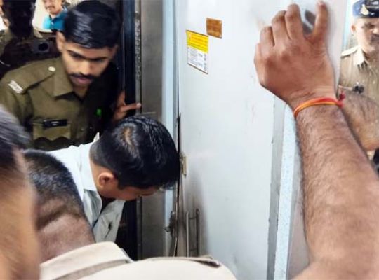 News of a death during a journey: A judge's wife was found unconscious in a train washroom, a silent heart attack suspected.