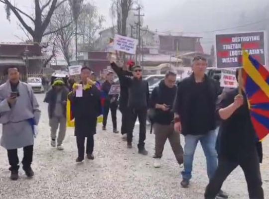 Tibetan refugees hold a peaceful march in Nainital, closing markets and demanding Tibetan independence, urging the Indian government and the UN to intervene.