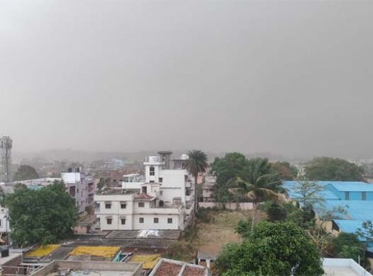Western Disturbance active: Rain and snow expected in Uttarakhand, Himachal Pradesh, and Jammu and Kashmir! The Meteorological Department has issued an alert regarding thunderstorms, storms, and lightning in the plains.