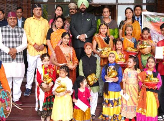 The traditional folk festival of Phooldei was celebrated at Lok Bhawan.