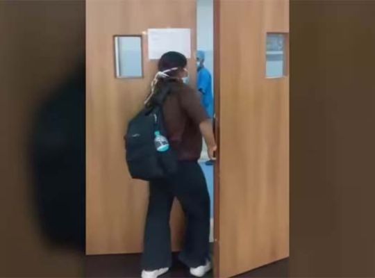 A tale of helplessness, debt, and shattered dreams: A Dehradun student takes a horrific step! He breaks down upon meeting his friend in the ICU.