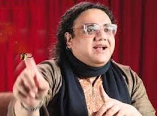 Being straight is rare in Pakistan! Hina Baloch makes a sensational statement, claiming that 80 percent of the population is gay and 20 percent is bisexual.