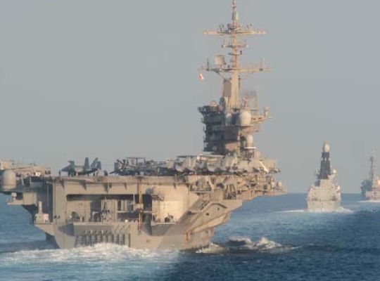 The Rumblings of a Major War in the Middle East: Trump's Encirclement Is Set&mdash;15 US Warships Stationed at Sea to Blockade Iran.