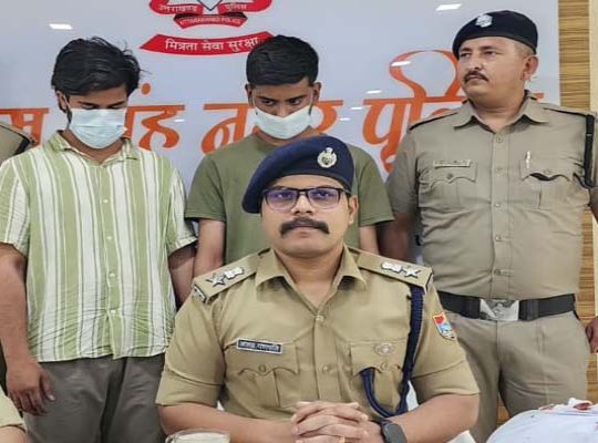 Udham Singh Nagar Police's 'Operation Prahar': Two Notorious Smugglers Arrested with Ganja and Illegal Pistols; Swift Action Taken Under SSP's Directives.