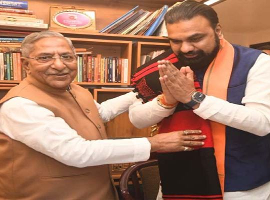 Political Amity on Display During Courtesy Call: CM Samrat Chaudhary Meets Governor Nandkishore Yadav