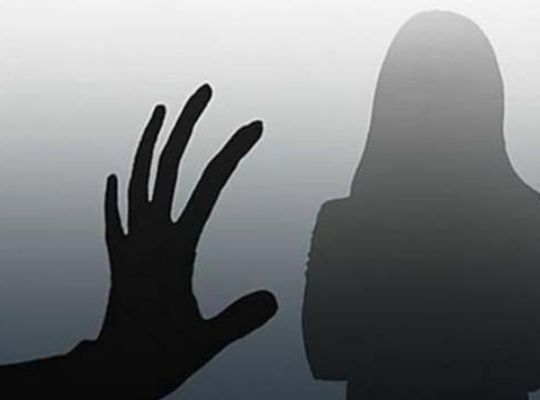 Humanity Shamed: Facebook Friend Holds Woman Hostage and Violates Her; 'Monsters' Emerge Under the Pretext of Offering Help and Commit Gang Rape.