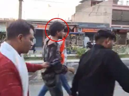 Case of Befriending a Woman While Concealing Identity: Caller Used a False Name; Commotion Ensues Upon Arrival at Her Home; Police Timely Intervene to Bring the Deteriorating Situation Under Control.