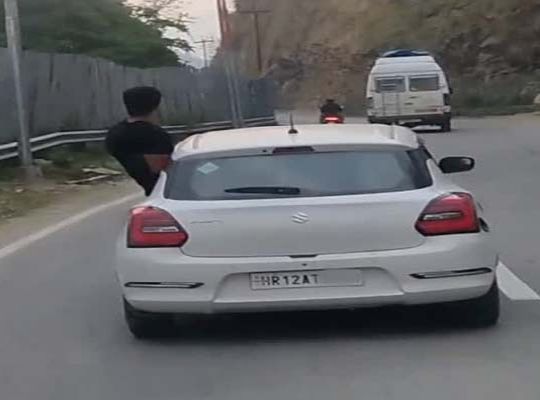 'Hooliganism' on Kedarnath Pilgrimage Proves Costly: Haryana-Registered Vehicle Fined for Performing Stunts on Highway; Police Issue Stern Warning