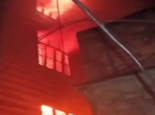 Midnight Inferno: Massive Fire Erupts in Gift Center Warehouse; Residential Area Rocked by Towering Flames