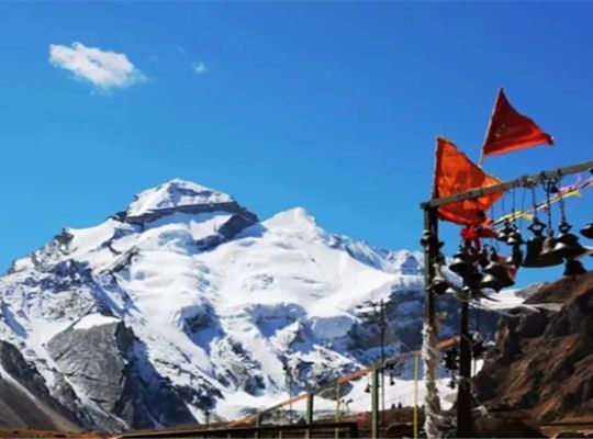Adi Kailash Yatra 2026 begins: The first group departed from Haldwani and arrived in Chaukori! The 20 pilgrims showcase the nation's diversity.