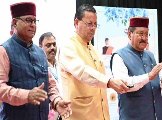 CM Dhami's Grand Gift: ₹176.59 Crore Transferred to the Accounts of 9.74 Lakh Beneficiaries; Administered Pledge to Respect Senior Citizens