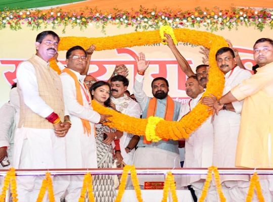 A massive ₹196 crore gift for Kaimur: Deputy CM Samrat Chaudhary makes a major announcement&mdash;an airport will be built in Rohtas-Kaimur, and Mundeshwari Dham will be developed into a tourism hub.