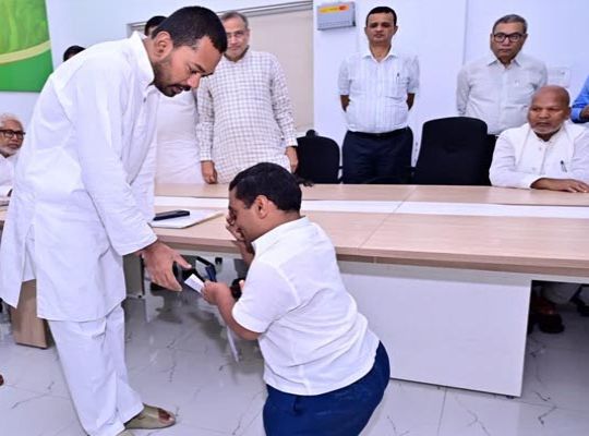 Health Minister takes a tough stance on hospital negligence: Surprise inspections to begin in Bihar; patients will no longer need to travel to Patna for minor ailments.