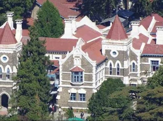 Uttarakhand: Issue regarding the threat to the life-sustaining Kosi River reaches the High Court! Notices issued to the administration and concerned parties over illegal construction and the dumping of debris into the river.