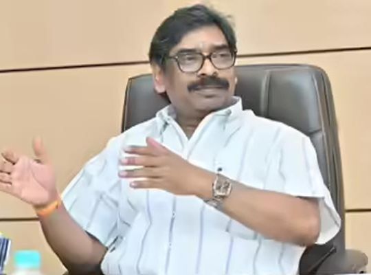 Jharkhand's political suspense: "We are 61, not 56!" &ndash; CM Hemant Soren's bold declaration amidst Rajya Sabha voting sparks a stir.