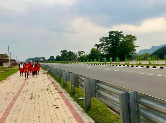 'Red Carpet' to be Rolled Out for Kanwariyas: NHAI Preparing 36-Kilometer-Long Special Track Ahead of Shravani Mela