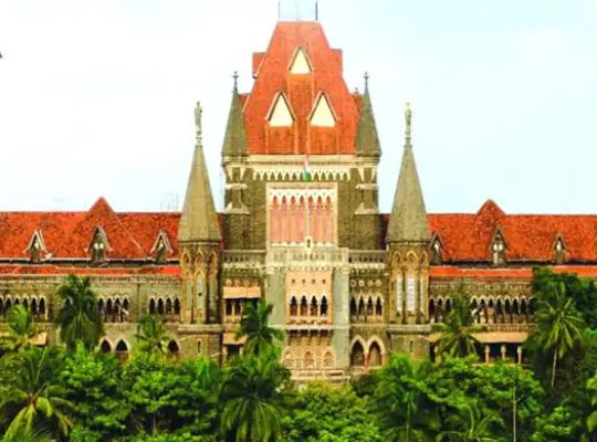 No banishment for anti-government sloganeering! Bombay High Court quashes police order, asks: "If protests are treated as a crime, how will democracy survive?"