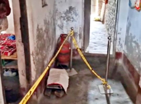 A horrific end driven by the desire for a second marriage: Husband arrived at his in-laws' home immediately after returning from abroad, brutally killed his wife, and fled.