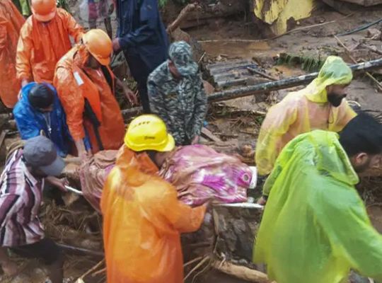 Death toll rises in Wayanad landslide; 6 bodies recovered; migrant workers from Bihar and Jharkhand among the deceased.