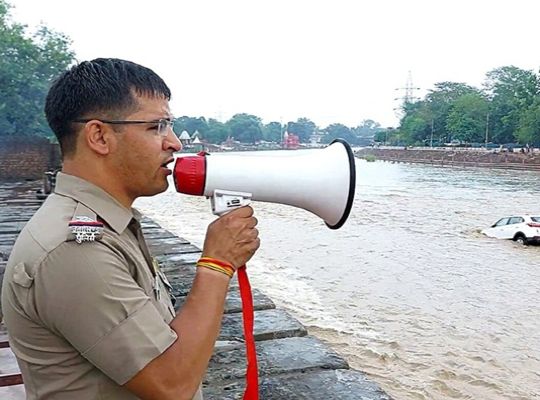 Rain alert for the entire week in Uttarakhand; exercise extreme caution over the next three days; warnings issued for heavy rainfall and landslides.